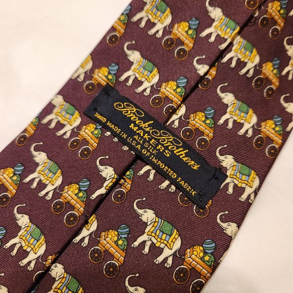 Brooks Brothers 100% Silk Tie - Circus Elephants on Burgundy - Picture 3 of 8